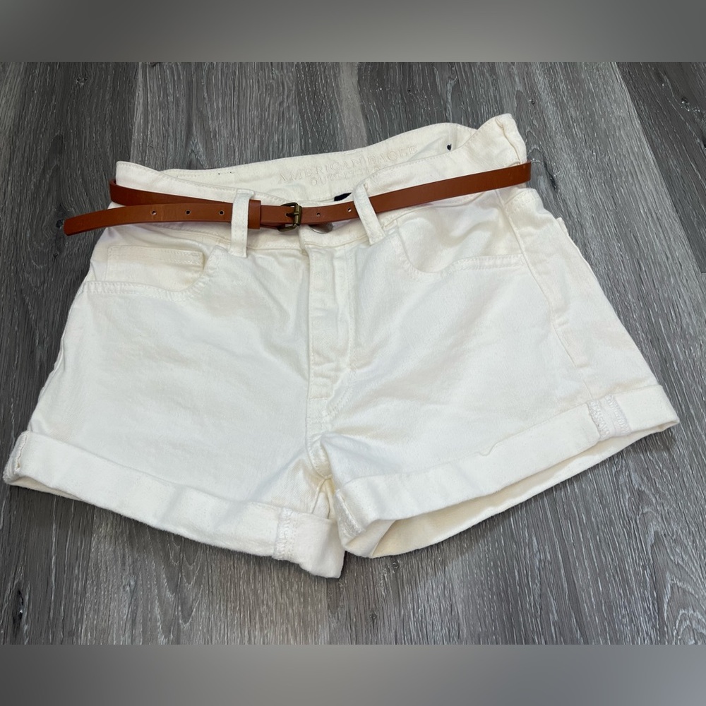 Women's American Eagle Jean Shorts with Brown Belt